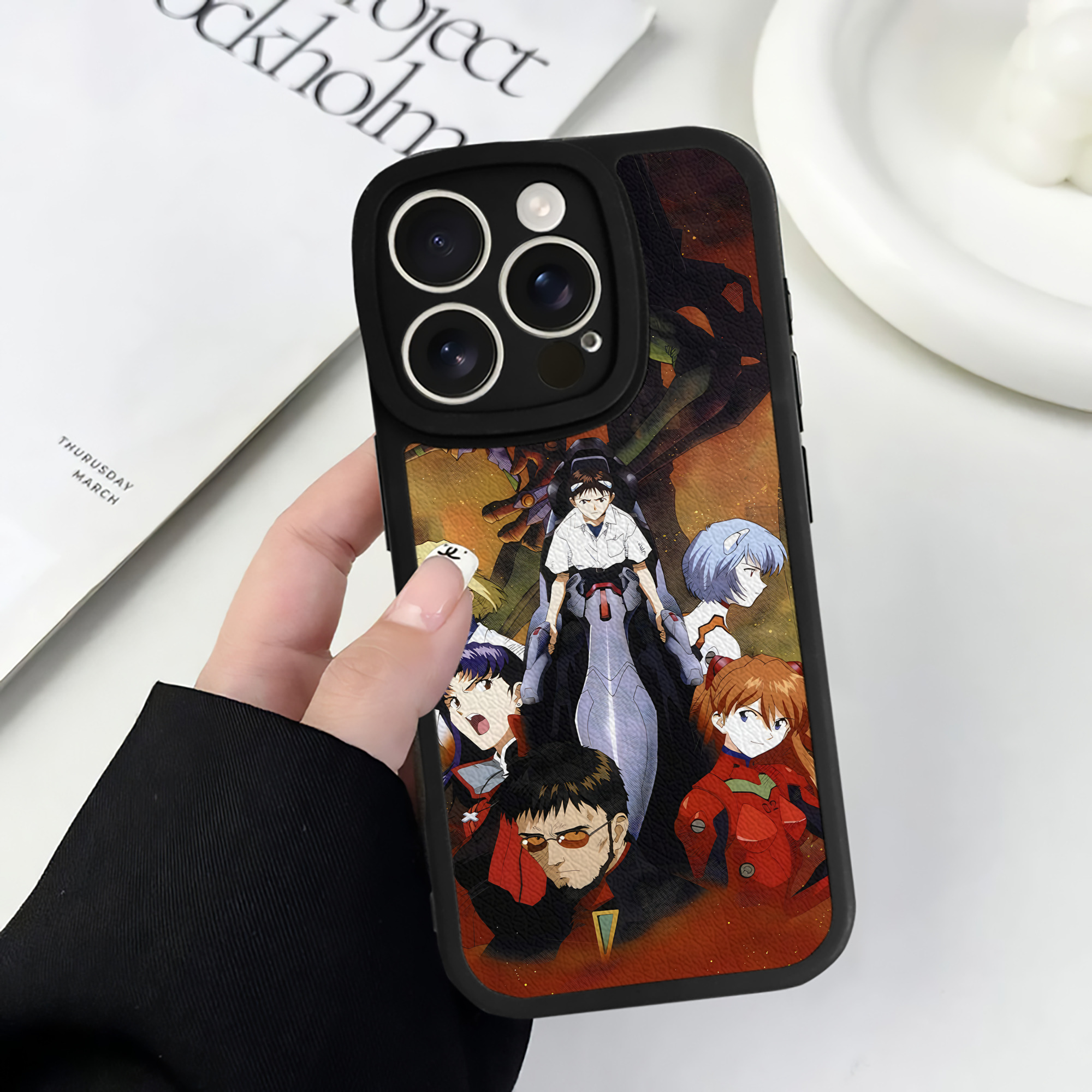 （画像用） EVA 新世紀エヴァンゲリオン 【iPhone 16シリーズ対応】シリコンスマホケース（レザー調） 材質：シリコン